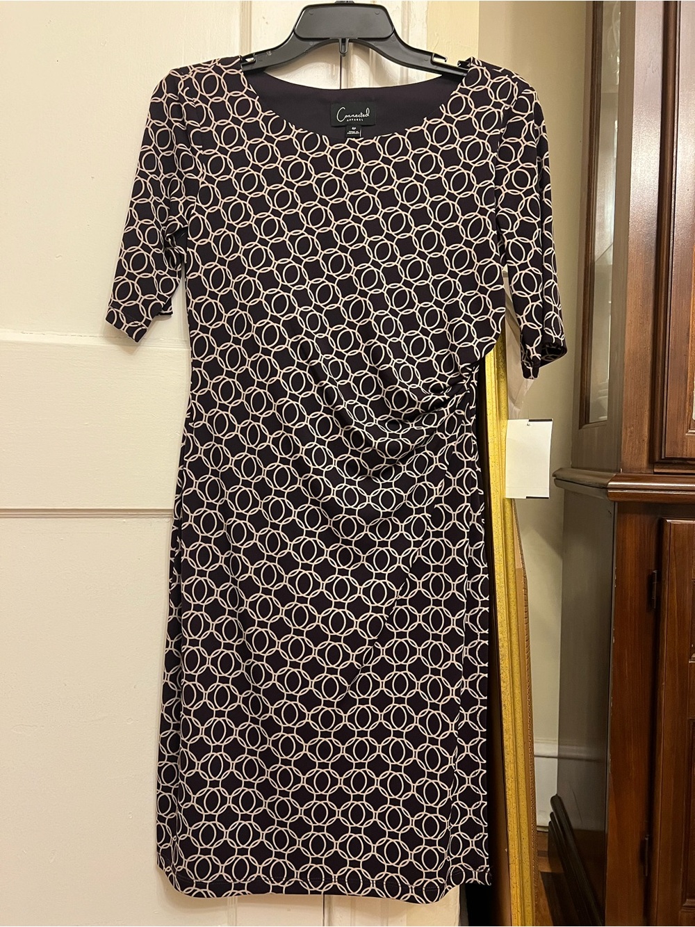 Geometric Ring Print Midi Dress in Black and Cream